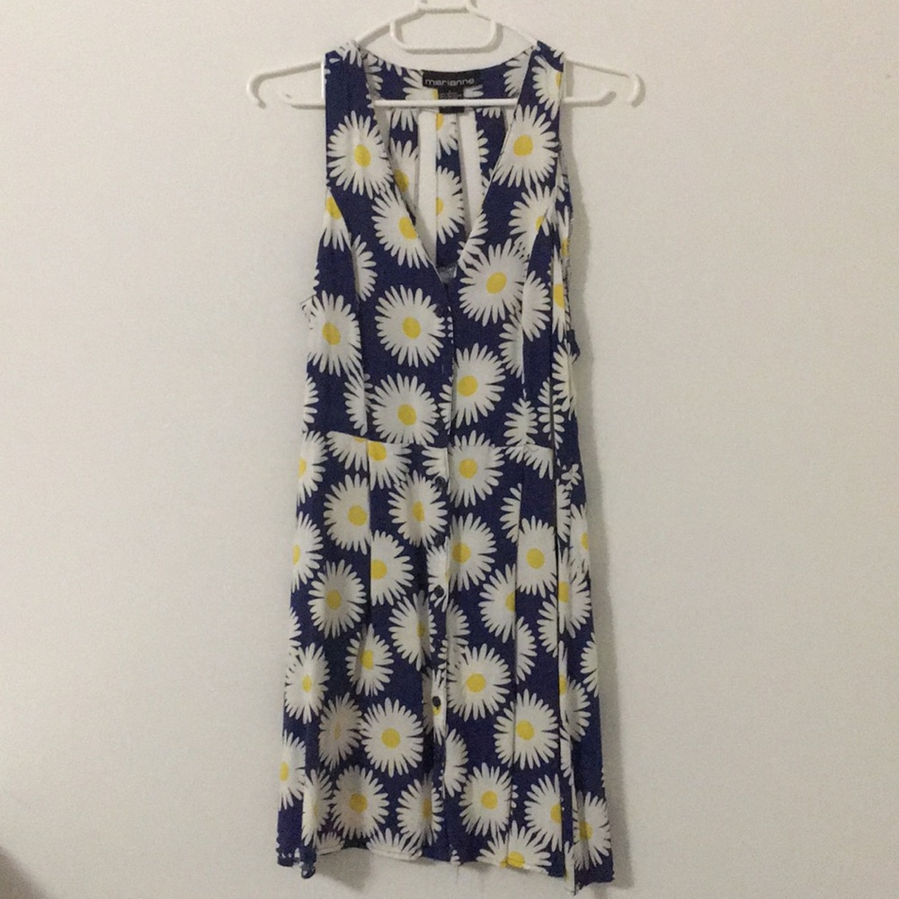 Blue mini dress with daisies